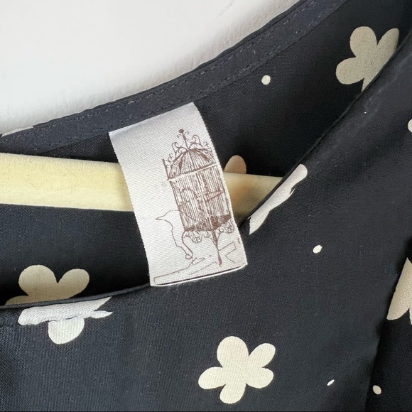 Francesca's Open Back Top- Black w/ White Clovers - Picture 5 of 6